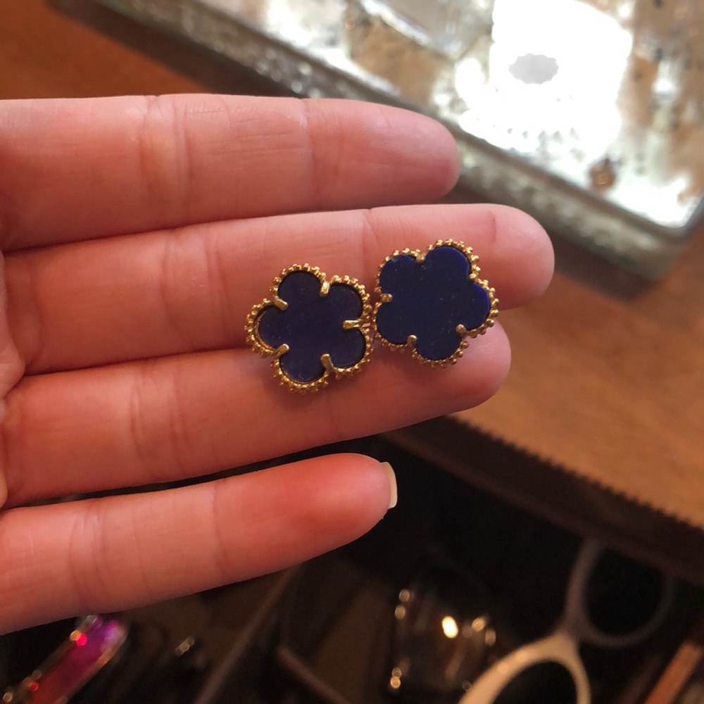 Purple clover earrings